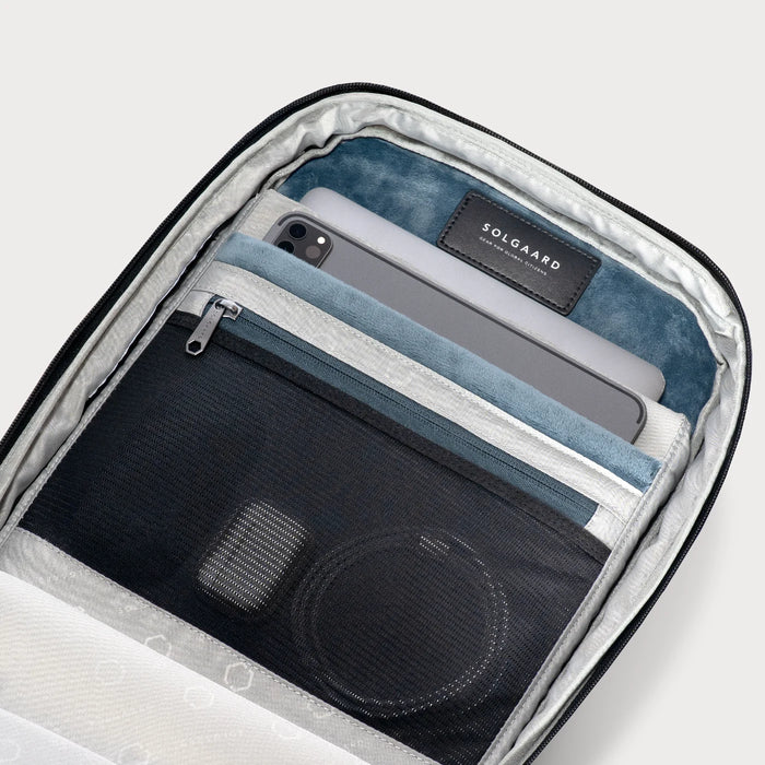 Laptop & Tablet Storage