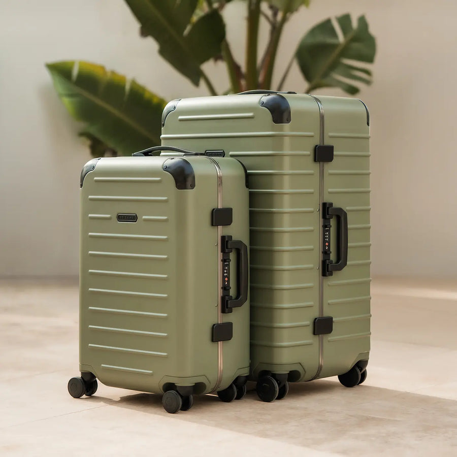 Granada Green/Smoked Platinum | Carry-On Closet Plus