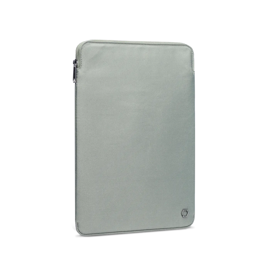 Minimalist Laptop Sleeve Solgaard