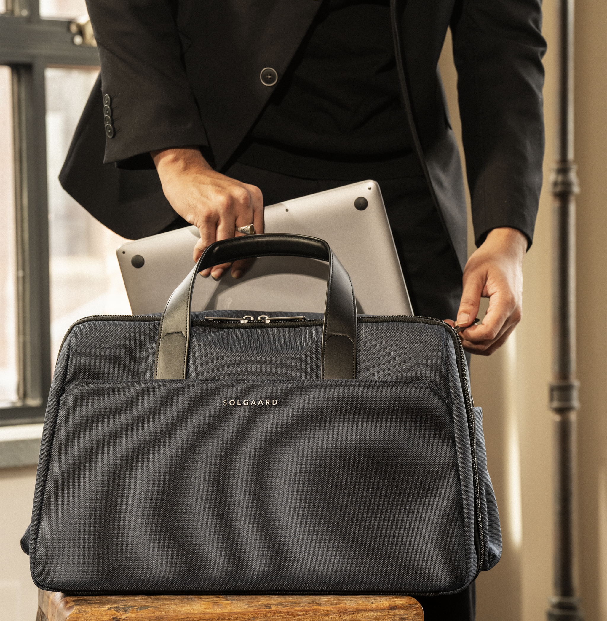 パーカーceoヴァクトーヴォヤージュ　vaqutaux voyage Vaqutauxjapan（ヴァクトージャパン大阪ギャラリー公式サイト）