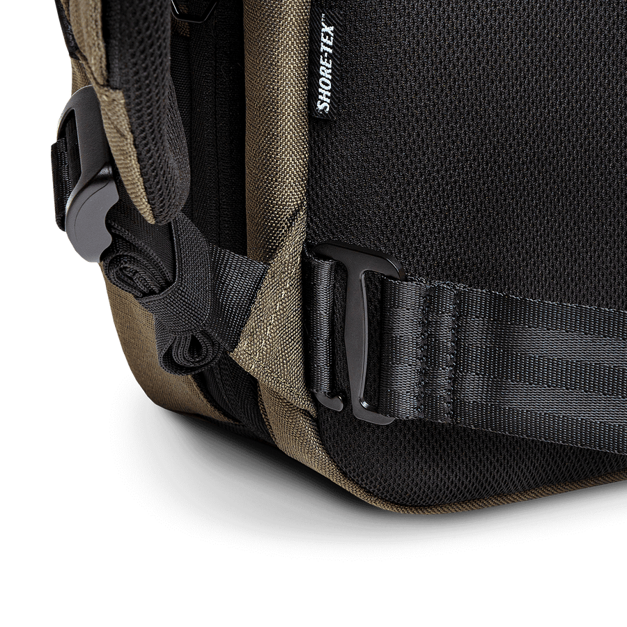 Backpack with removable hip belt sales